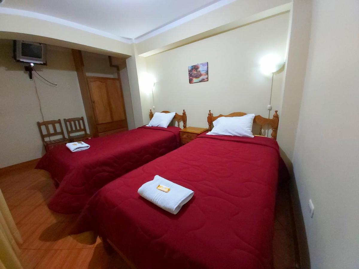 Lhotse Hostel B&B Huaraz  Esterno foto