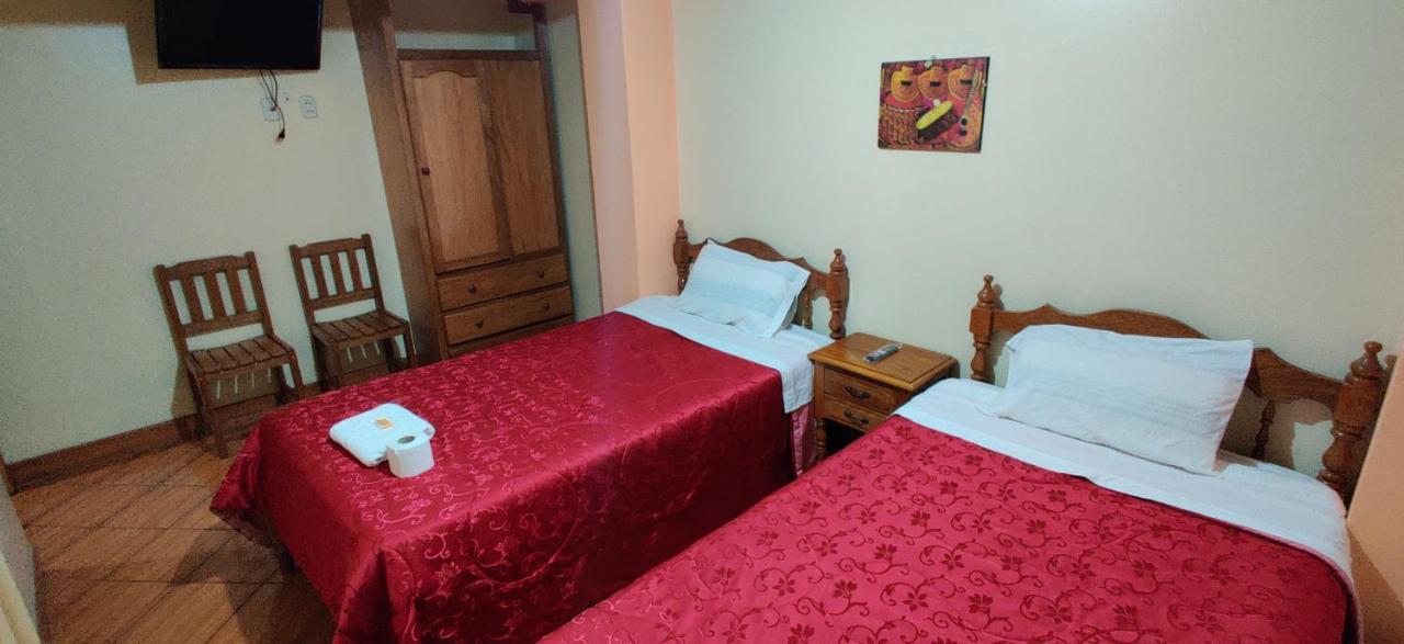 Lhotse Hostel B&B Huaraz  Esterno foto
