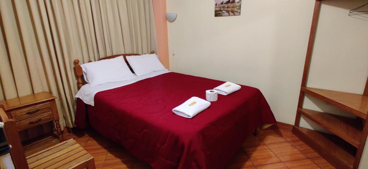 Lhotse Hostel B&B Huaraz  Esterno foto