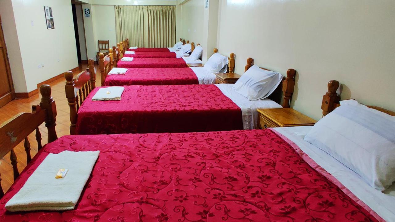 Lhotse Hostel B&B Huaraz  Esterno foto