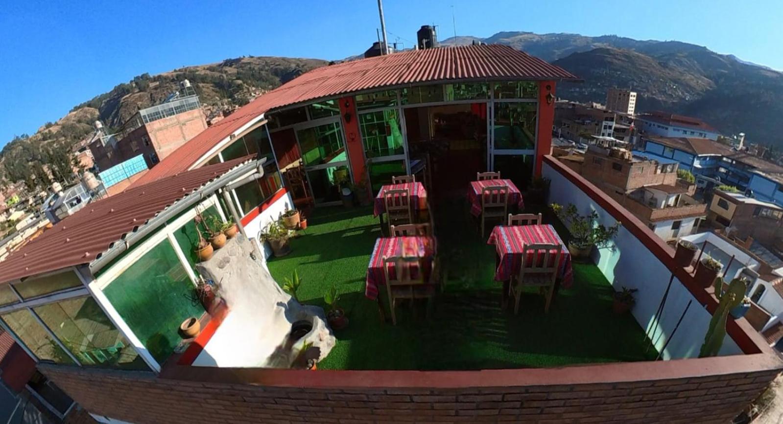 Lhotse Hostel B&B Huaraz  Esterno foto