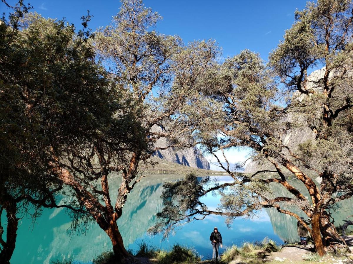 Lhotse Hostel B&B Huaraz  Esterno foto